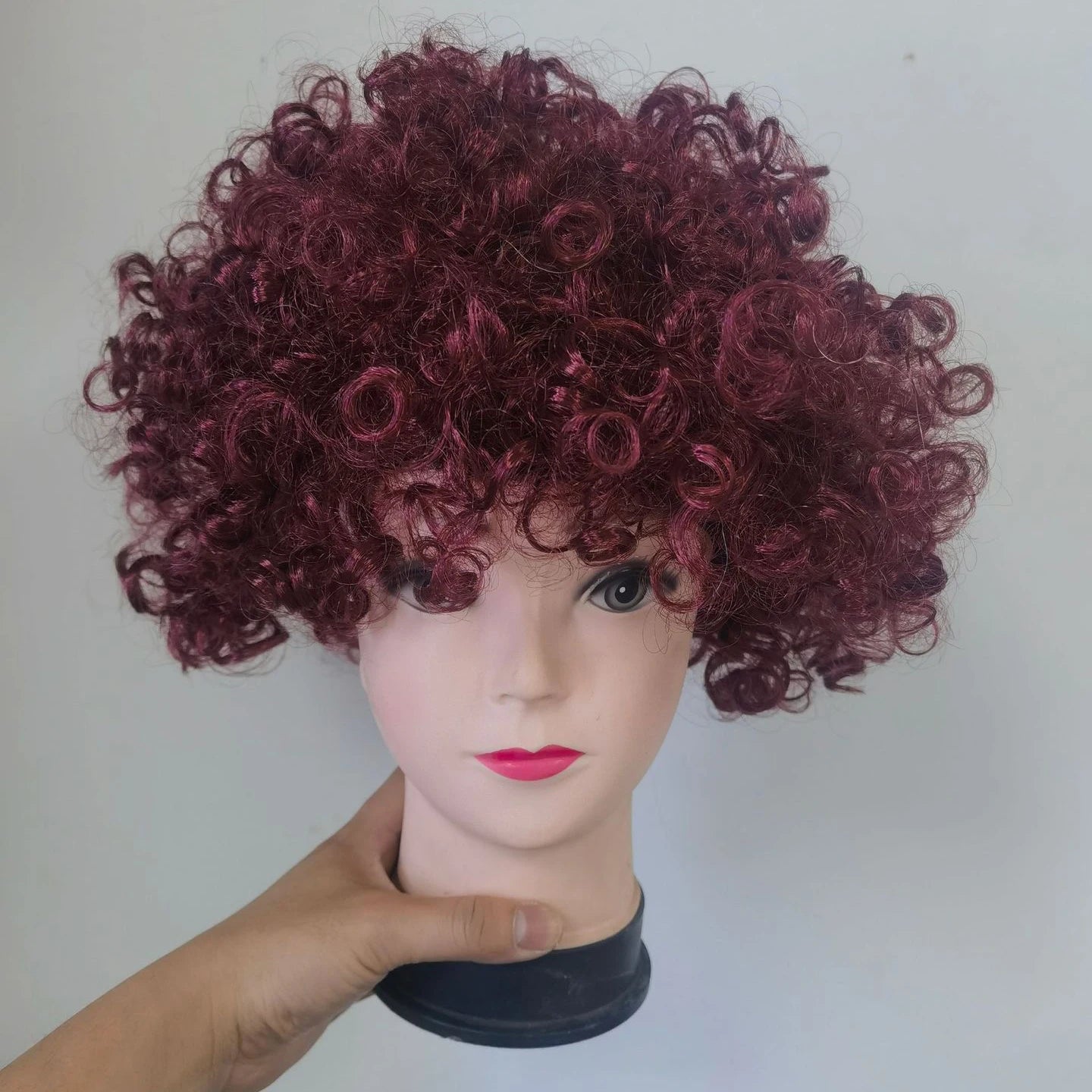 Women Curly Cosplay Wig Short Wavy Curly Hair Colorful Synthetic Wig for Daily Party Men Football Fan Wearing Kids Wigs